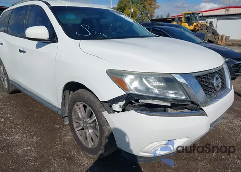 2015 Nissan Pathfinder S z USA, uszkodzony, nr VIN 5N1AR2MN0FC648582